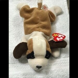 EXTREMELY RARE ERROR TAG BERNIE BEANIE BABY